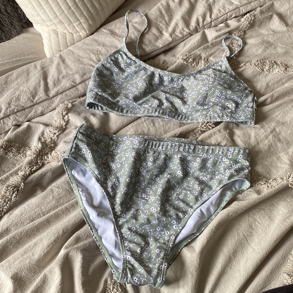 Floral High Waist Bikini Set - Picture 2 of 4